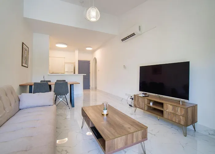 Paradise Gardens 1 C-003 *